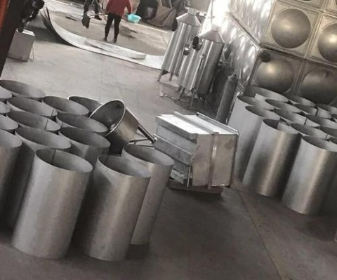 承接黑白铁和不锈钢管道焊接加工