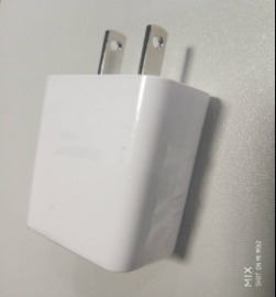 厂家电源货源，充电器，快充，旅充，车充，适配器，智能排插，座充