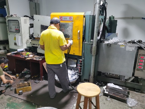 压冲 压铸五金加工 材料铁 铜 锌合金产品加工