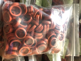 本公司主要生产橡胶制品，油封，异形橡胶件等，可定制